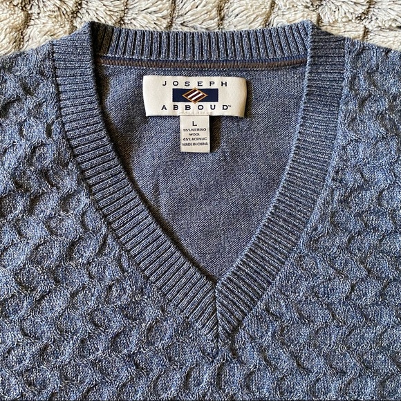 Joseph Abboud Blue V-Neck Sweater - Picture 3 of 5